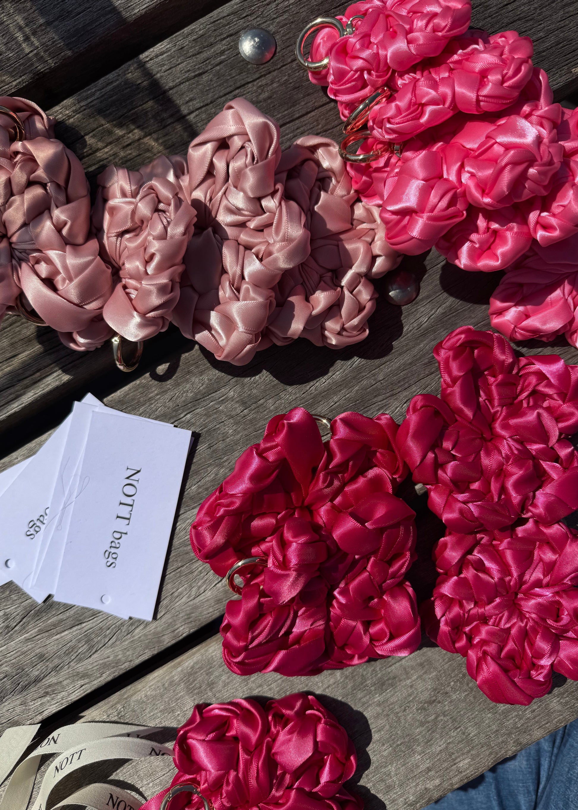 NOTTie flower bag charm - NOTT